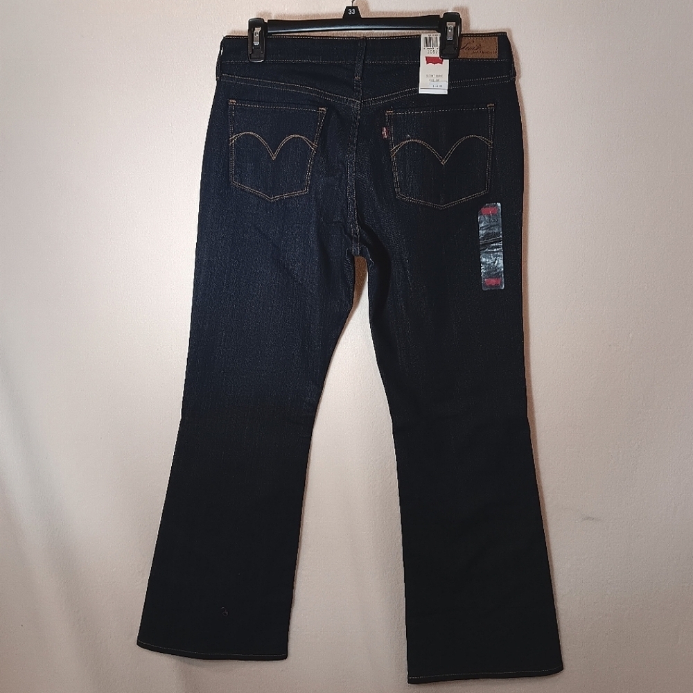 Levi's Boot Cut Dark Wash Women's Dark Blue Jeans NWT size 10 short - Picture 2 of 13